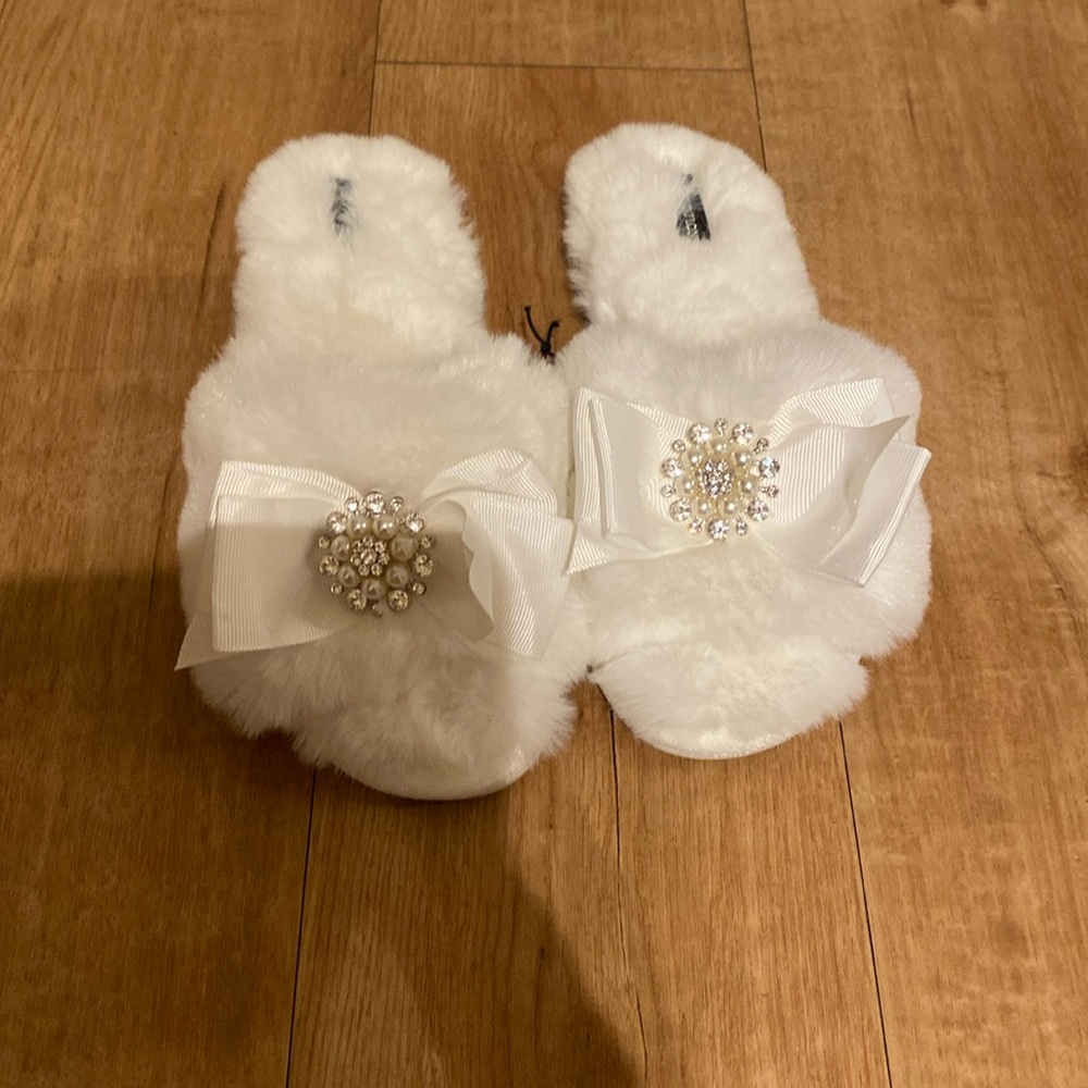 Pretty You London Slippers